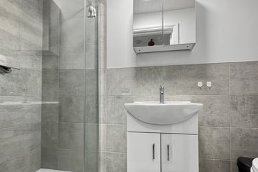 1 bed house, Ivy Road, Cricklewood, London, NW26SY - Image 3