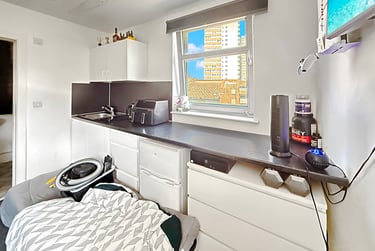 1 bed flat, a Clayponds Lane, Chiswick, London, TW80BN - Image 5