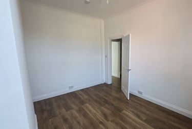 3 bed flat, Tubbs Road, Harlesden, London, NW104RE - Image 13