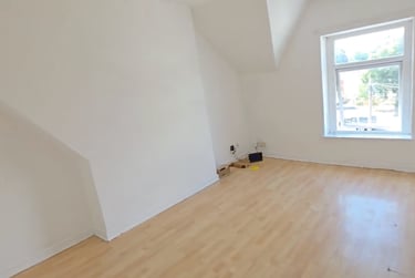 1 bed flat, Ely Road, Llandaff, Cardiff, CF52JF - Image 3