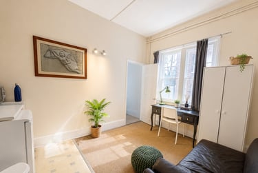 1 bed flat, St John Street, City Centre, Oxford, OX12LQ - Image 3