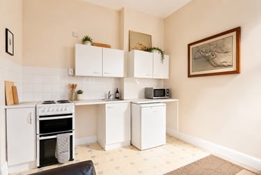 1 bed flat, St John Street, City Centre, Oxford, OX12LQ - Image 4