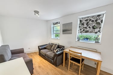 2 bed flat, Courthill Road, Hither Green, London, SE136DW - Image 5
