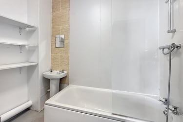 1 bed house, Cowley Road, City Centre, Oxford, OX41JE - Image 8