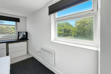 1 bed flat, a Clayponds Lane, London, TW80BN - Image 5