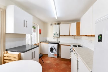 1 bed house, Boulter Street, City Centre, Oxford, OX41AX - Image 3
