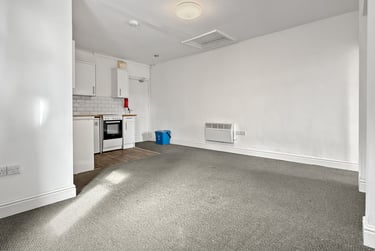 1 bed flat, Newport Road, Roath, Cardiff, CF241RS - Image 7