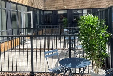 Deluxe Studio Terrace - Image 3