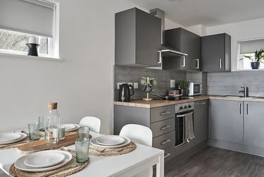 4 Bed Standard En-suite - Image 4