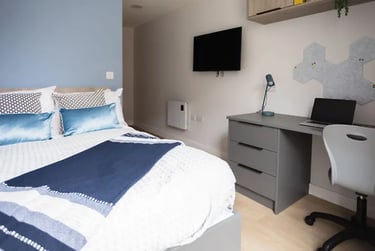 Townhouse Large En-Suite at Boutique Student Living - Exeter, 10 Blackboy Road, St James, Exeter, EX46SG - Image 1