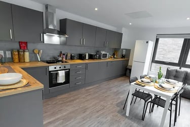 7 Bed Cluster En-Suite - Standard - Image 3