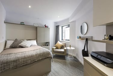 Studio - Platinum at The Kingfisher, Western Way, Newtown, Exeter, EX12DE - Image 1