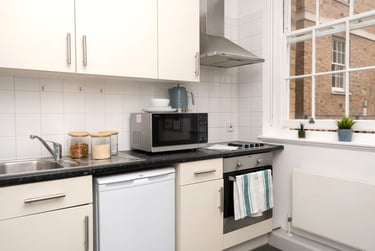 Studio flat B - Image 4