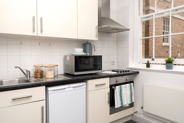 Accessible studio flat B - Image 2