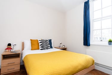 One bedroom flat - Image 1
