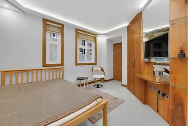 2 bed house, 2 Mansfield Street, Marylebone, London, W1G9NF - Image 7