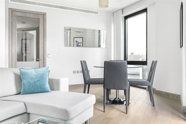 2 bed house, 2 Drapers Yard, Lambeth, London, SW181SF - Image 14