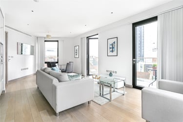 2 bed house, 2 Drapers Yard, Lambeth, London, SW181SF - Image 15