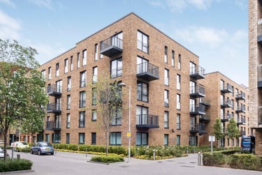 1 bed house, Endeavour House, Surrey Quays, London, SE167EQ - Image 1