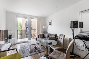 1 bed house, Endeavour House, Surrey Quays, London, SE167EQ - Image 3