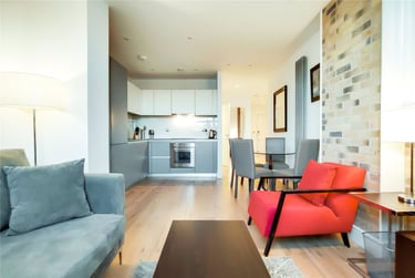 2 bed house, Carlow Street, Camden, London, NW17BS - Image 2
