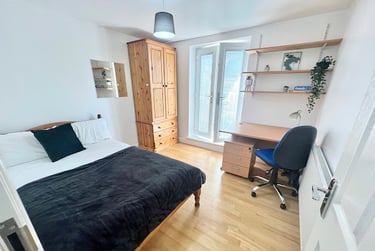 Flat 2 - 2 bedrooms  - Image 4