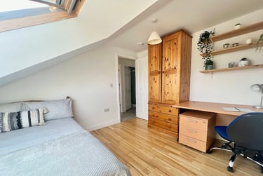 Flat 6 - 4 bedrooms - Image 5