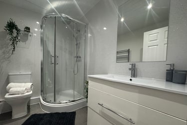 1 Bedroom Studio - Image 7
