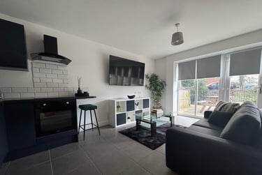 1 Bedroom Studio - Image 4