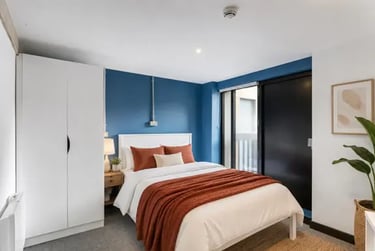 The Park Hill Room 2-Bed Apartment - Image 4