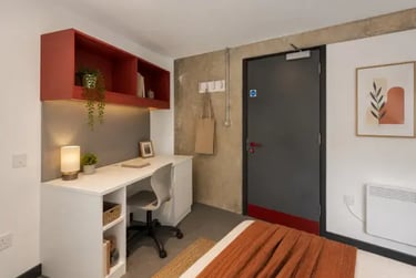The Park Hill Room 2-Bed Apartment - Image 2