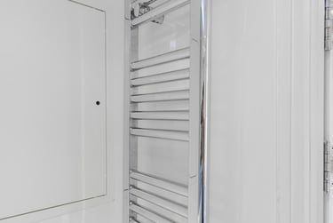 Penthouse Studio - Image 6