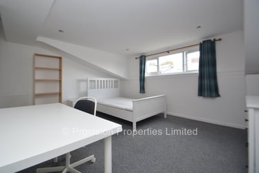 6 bed house, Manor Drive, Hyde Park, Leeds, LS61DD - Image 14