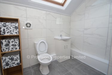 6 bed house, Regent Terrace, Hyde Park, Leeds, LS61NP - Image 4