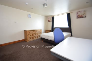 6 bed house, Regent Terrace, Hyde Park, Leeds, LS61NP - Image 8