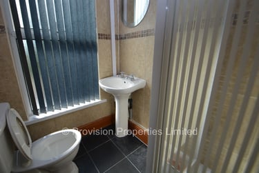 6 bed house, Regent Terrace, Hyde Park, Leeds, LS61NP - Image 12