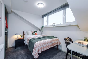 5 bed house, Welton Place, Hyde Park, Leeds, LS61EW - Image 8