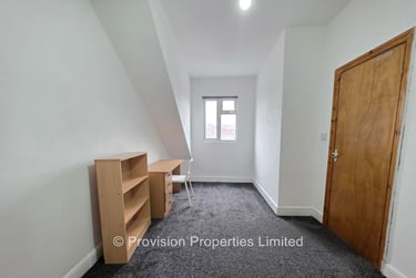 6 bed house, Cardigan Lane, Burley, Leeds, LS42LN - Image 7