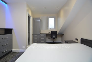 1 bed flat, Victoria Road, Hyde Park, Leeds, LS61DU - Image 3