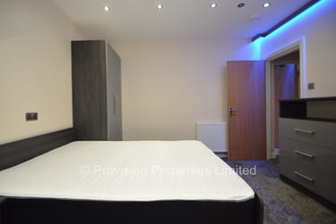 1 bed flat, Victoria Road, Hyde Park, Leeds, LS61DU - Image 5