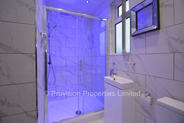 1 bed flat, Victoria Road, Hyde Park, Leeds, LS61DU - Image 4