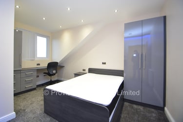 1 bed flat, Victoria Road, Hyde Park, Leeds, LS61DU - Image 2