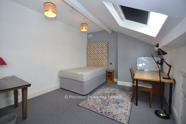 4 bed house, Regent Park Avenue, Rampart Road, Leeds, LS62AU - Image 8