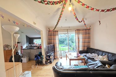 4 bed house, Dennistead Crescent, Headingley, Leeds, LS63PU - Image 1