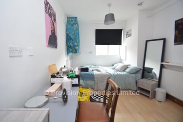 8 bed house, Manor Drive, Hyde Park, Leeds, LS61DD - Image 10