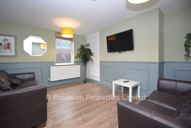 6 bed house, Ridgeway Terrace, Rampart Road, Leeds, LS62HU - Image 9