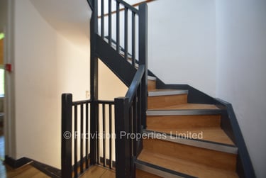 6 bed house, Mayville Road, Hyde Park, Leeds, LS61NF - Image 2