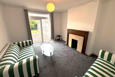 4 bed house, St Annes Road, Headingley, Leeds, LS63NX - Image 1