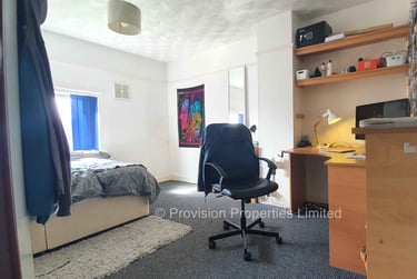 3 bed house, Hessle Avenue, Hyde Park, Leeds, LS61EF - Image 4