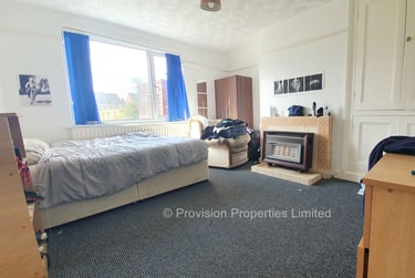 3 bed house, Hessle Avenue, Hyde Park, Leeds, LS61EF - Image 2